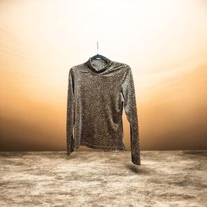 Sno Skins Vintage Velvet Leopard Print Long Sleeve Top